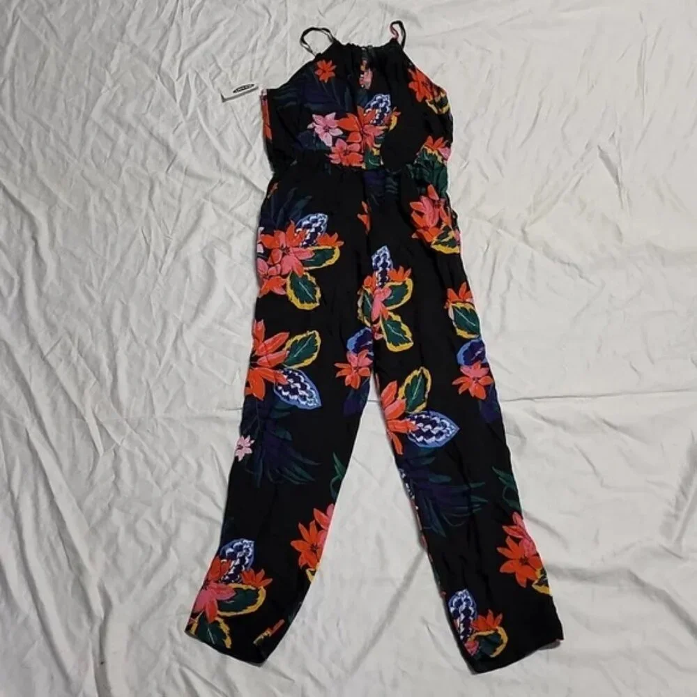 ☀️Old Navy floral Jumpsuit☀️